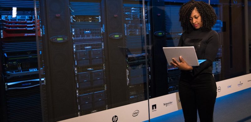 How to Know if You Need a Dedicated Server for Your eCommerce Site  